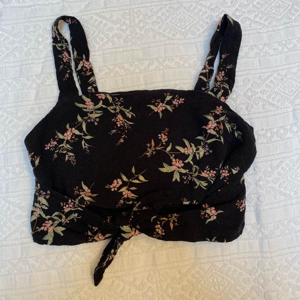 American Eagle top